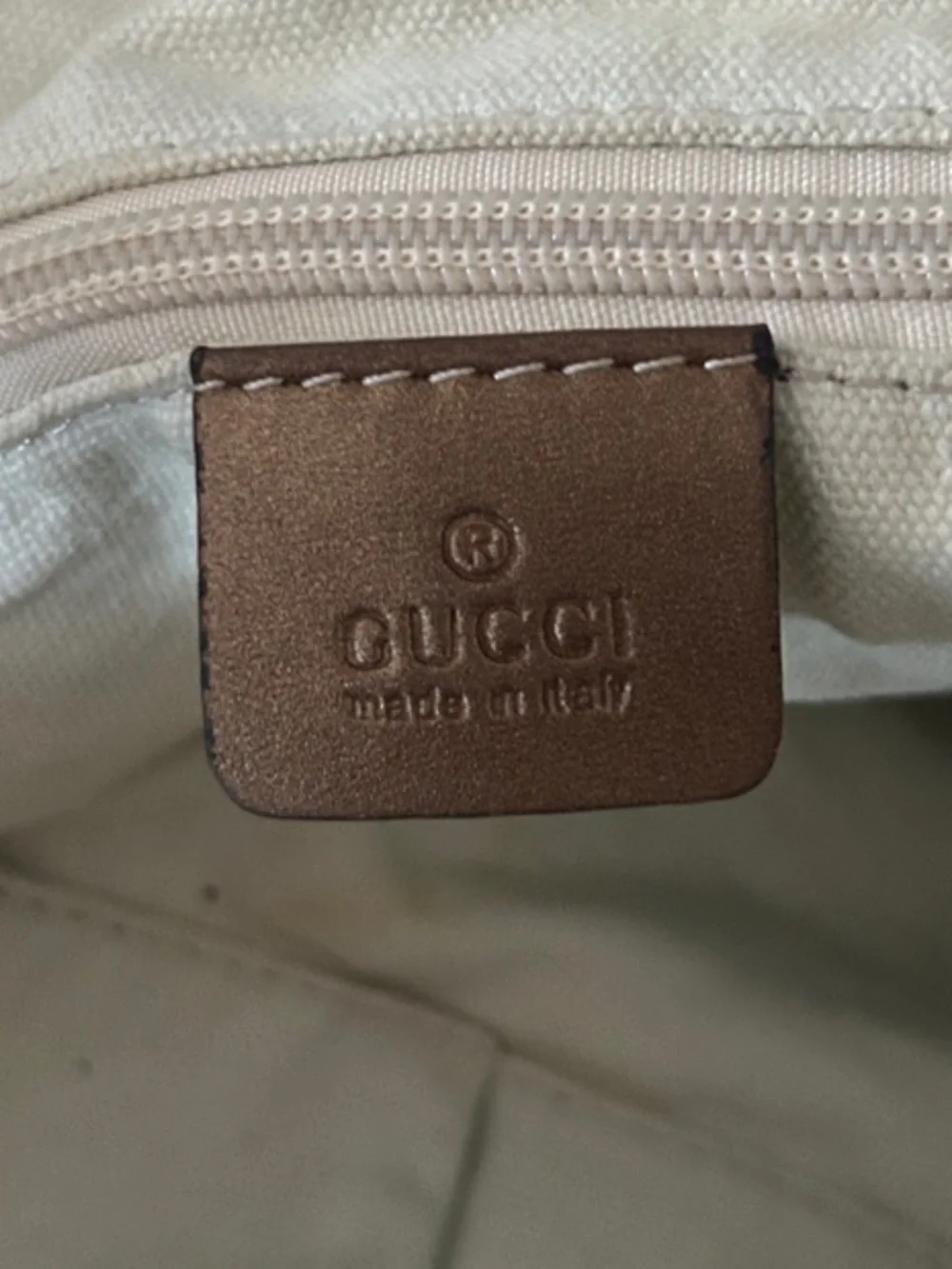 Beautiful bag beautiful shoulder